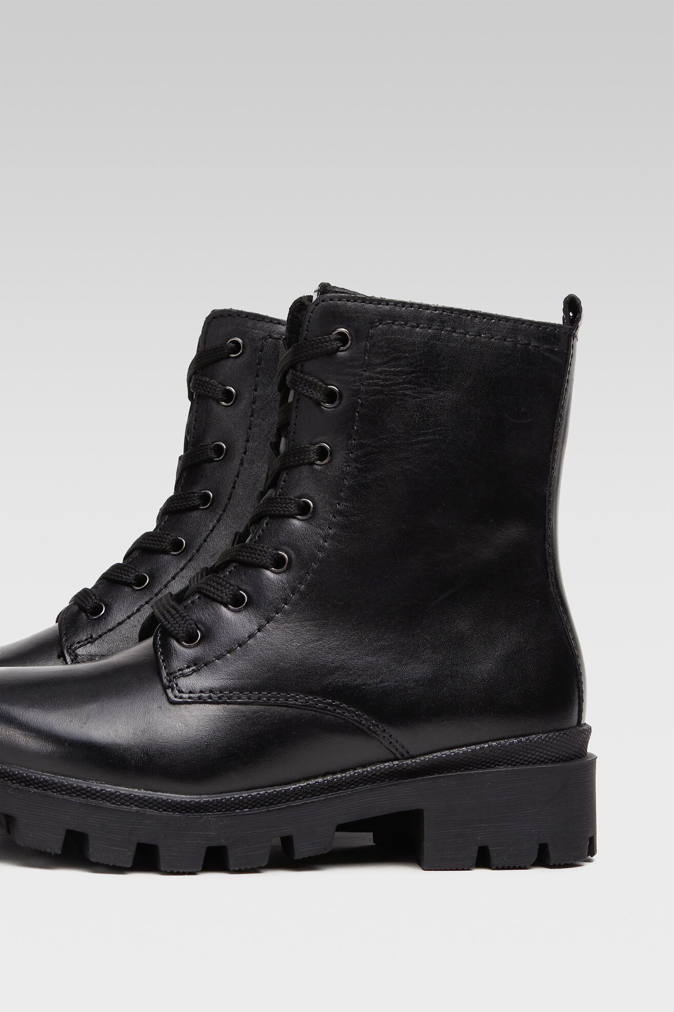 Trzewiki Lasocki Young CI23-CROWE-02 Czarny