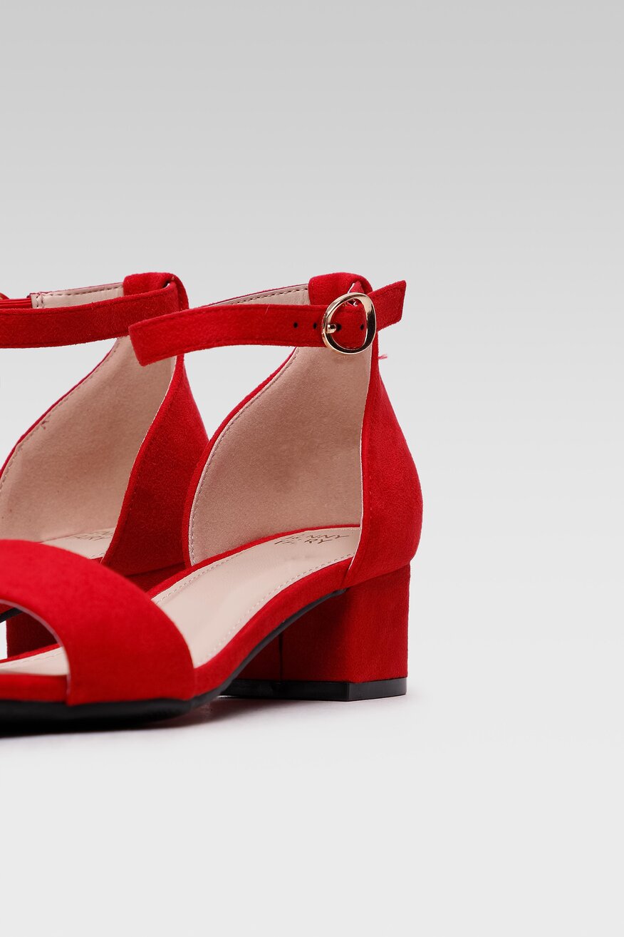 
                Jenny Fairy - Sandały czerwone ze sprzączką - 5904248446871