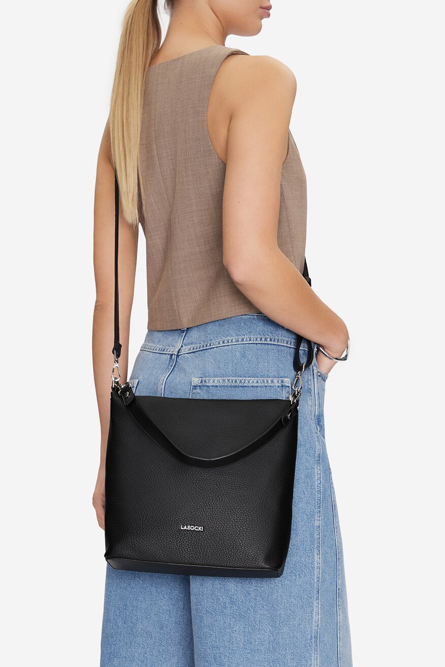 
                Дамска чанта Lasocki ЧЕРЕН - 5903698765778