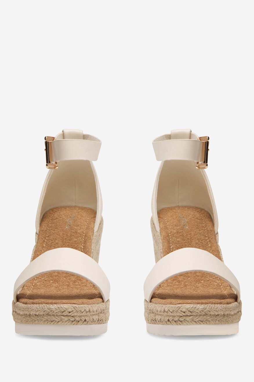 DeeZee - Sandały - 5905588602408