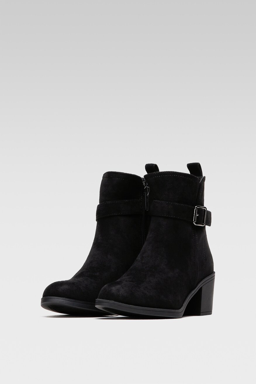 
                Jenny Fairy - Botki skórzane wsuwane - 5904862199788