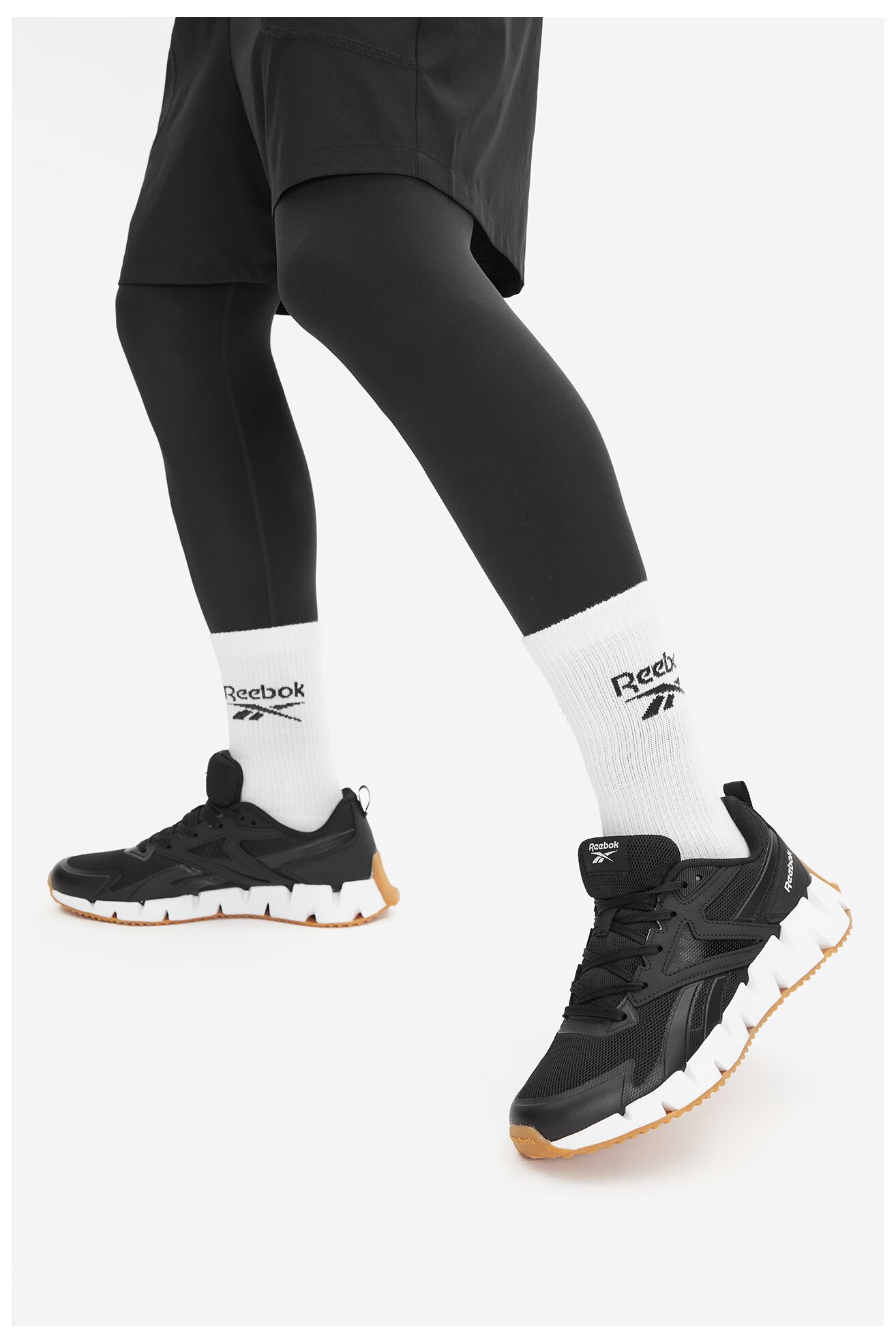 Încălțăminte sport Reebok CEO-ZIG VECTOR AR30153M-BWZ NEGRU