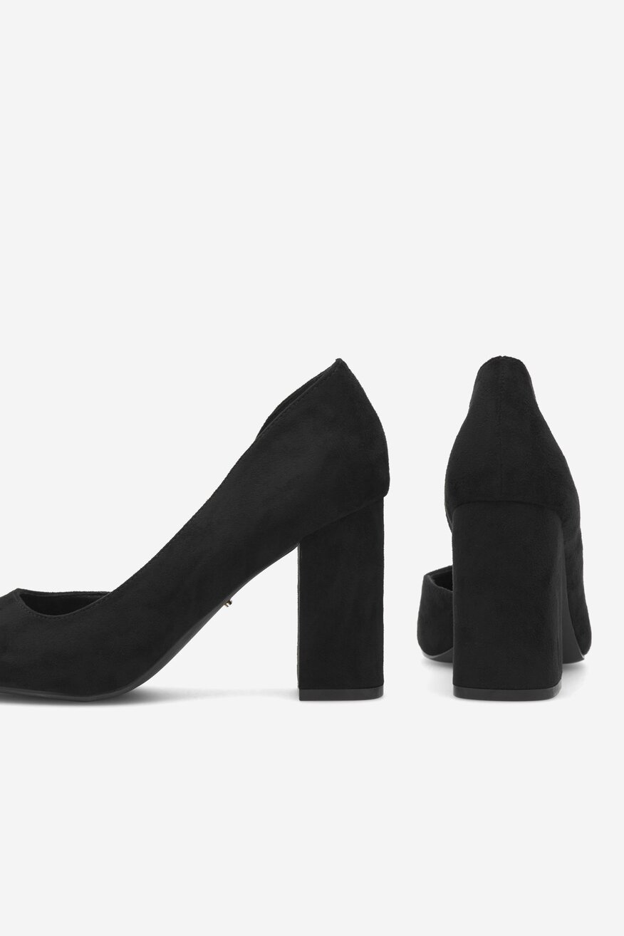 
                Елегантни обувки DeeZee ЧЕРЕН - 5905588408703