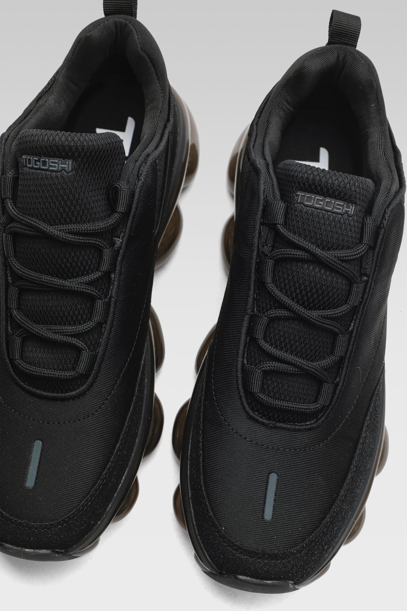 Obuwie sportowe Togoshi MP-S22R315A-1 Czarny