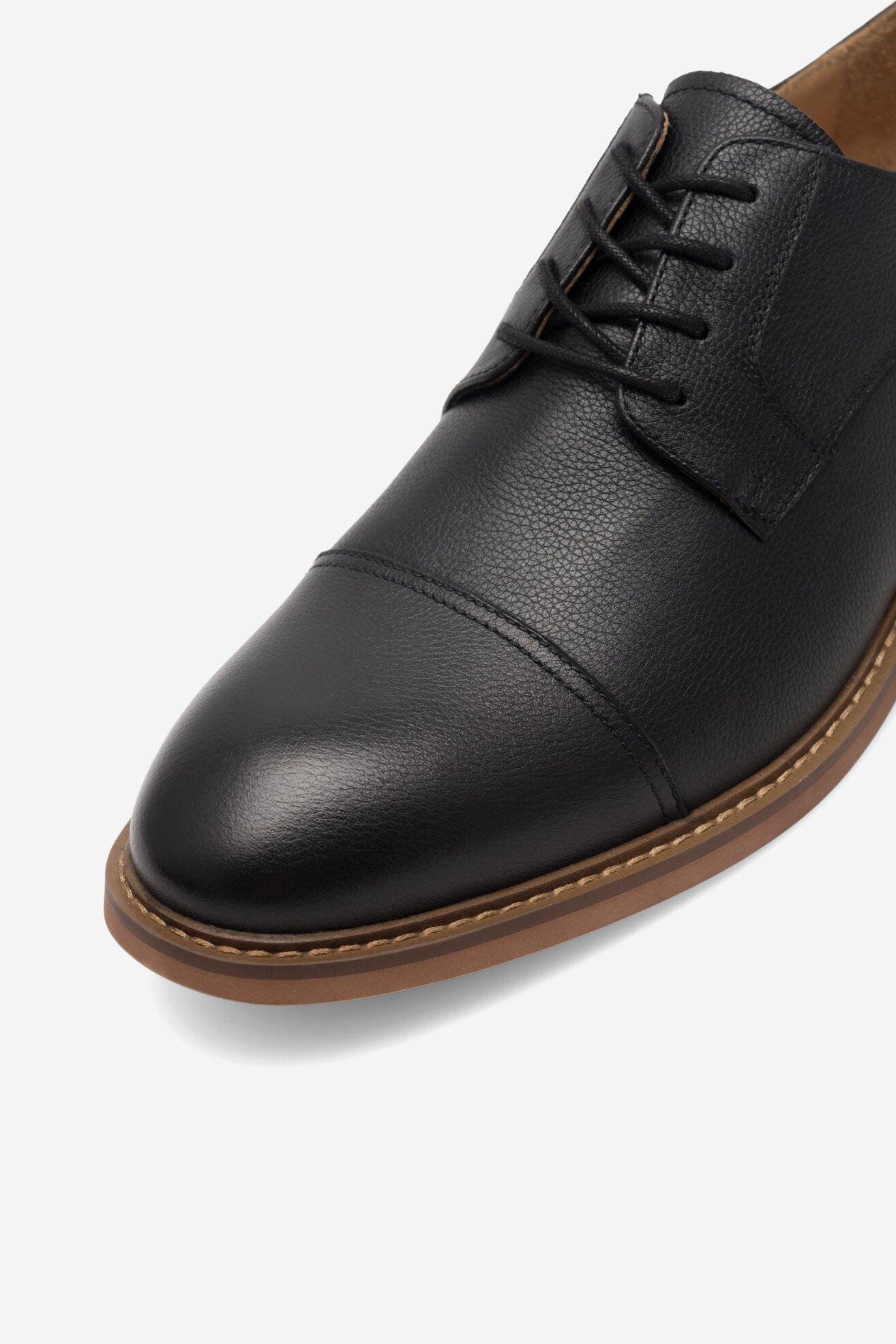 Półbuty Gino Rossi LAVARAZIONE-01 123AM Czarny