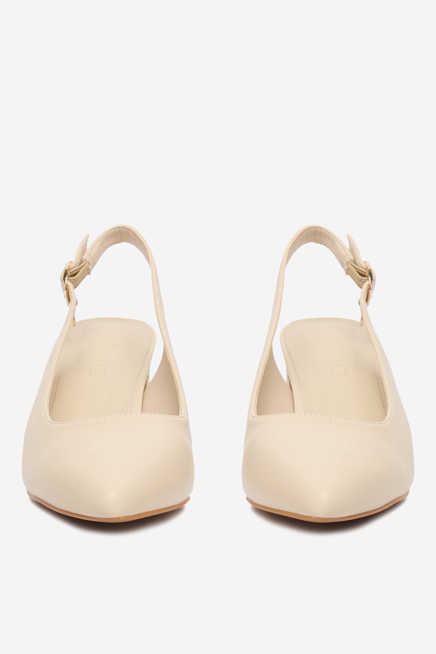 
                Елегантни обувки Lasocki БЕЖОВ - 5906751654019