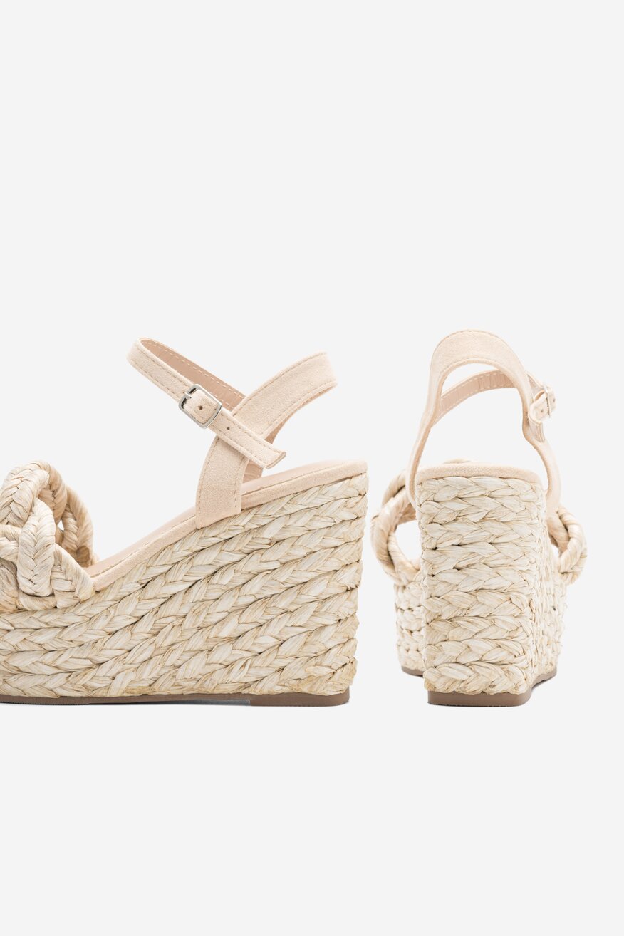 DeeZee - Sandały na koturnie - 5904862696966