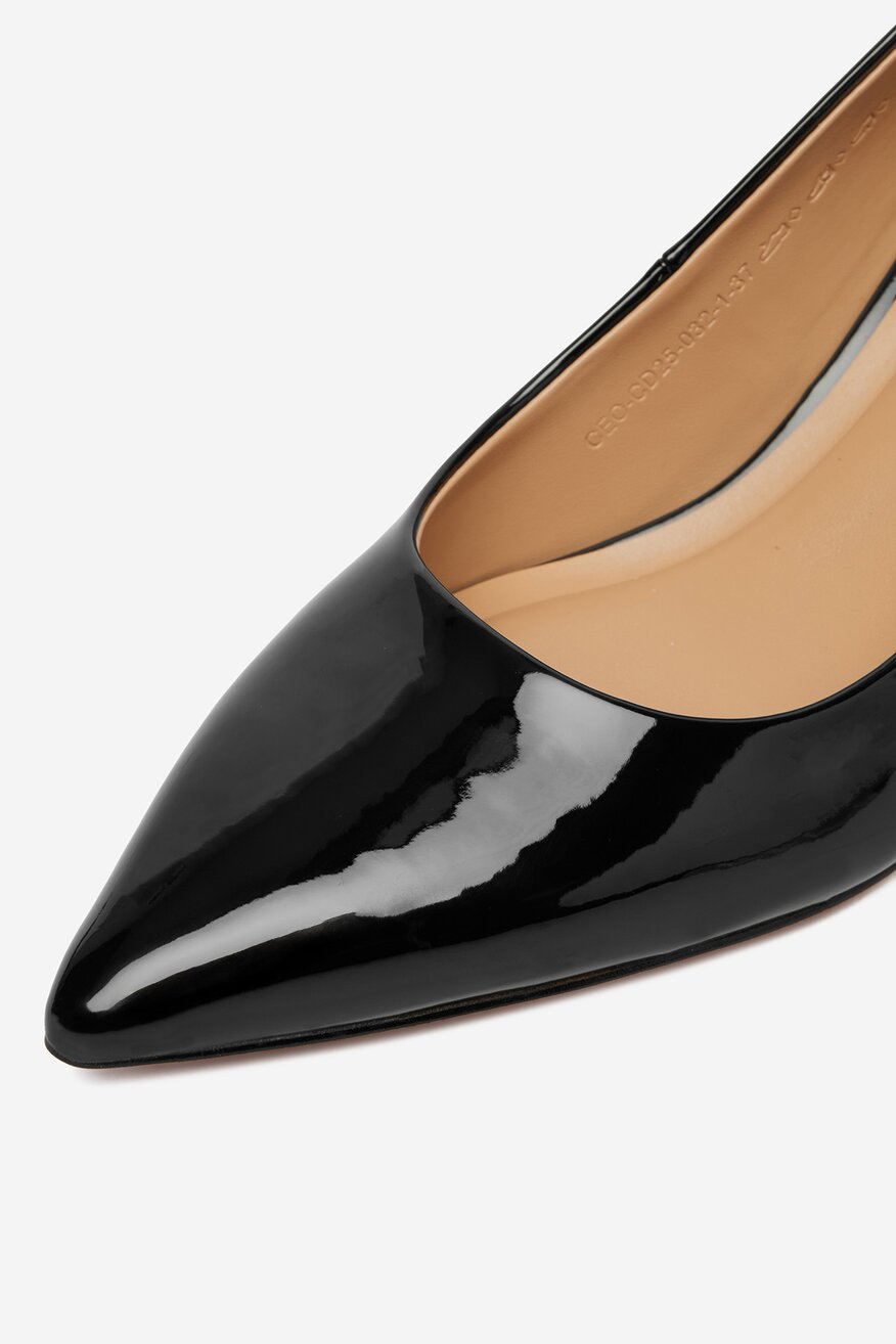 
                Елегантни обувки NINE WEST ЧЕРЕН - 5906751934647