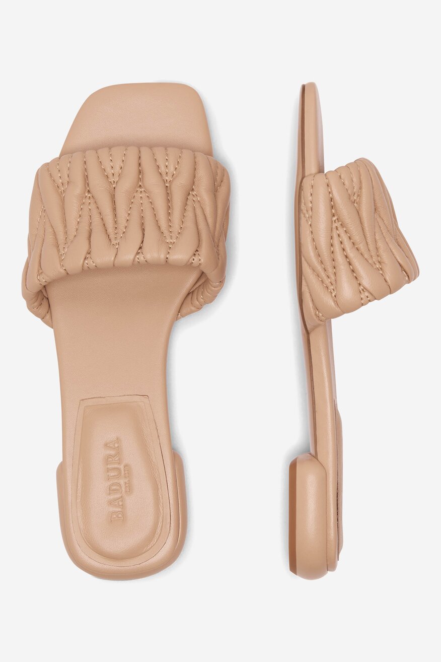 
                Шльопанець Badura БЕЖЕВИЙ - 5905588374626