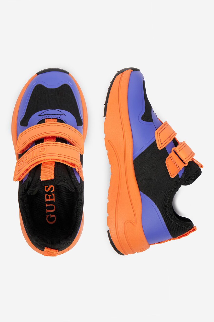 
                Кросівки GUESS KIDS ЧОРНИЙ - 5906751754788