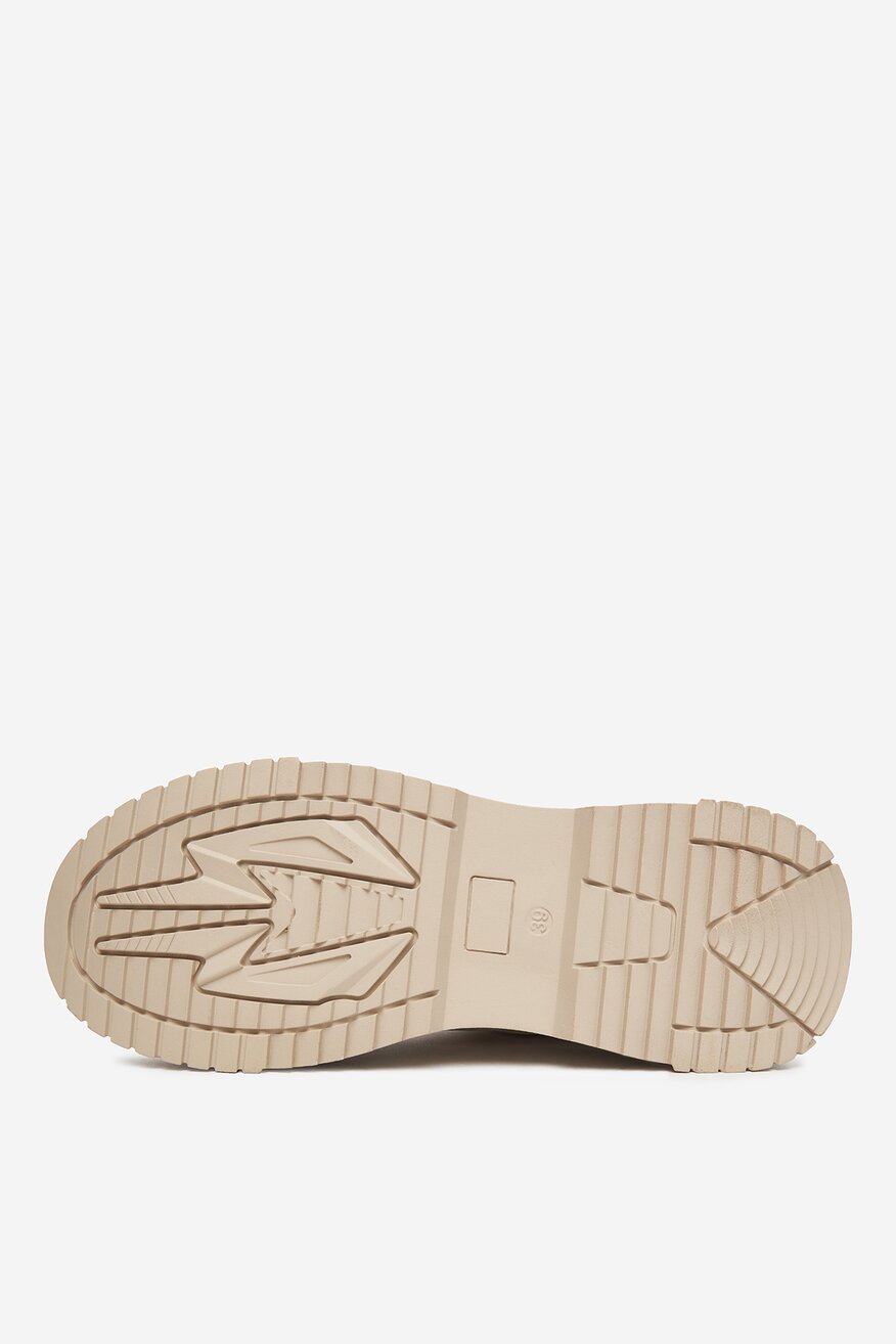 
                Боти DeeZee КРЕМАВ - 5904410911299