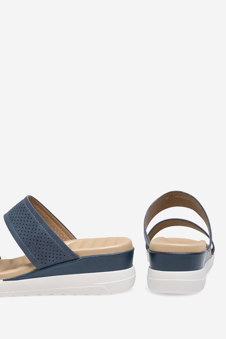 
                Flip-flop Clara Barson SÖTÉTKÉK - 5905588586906