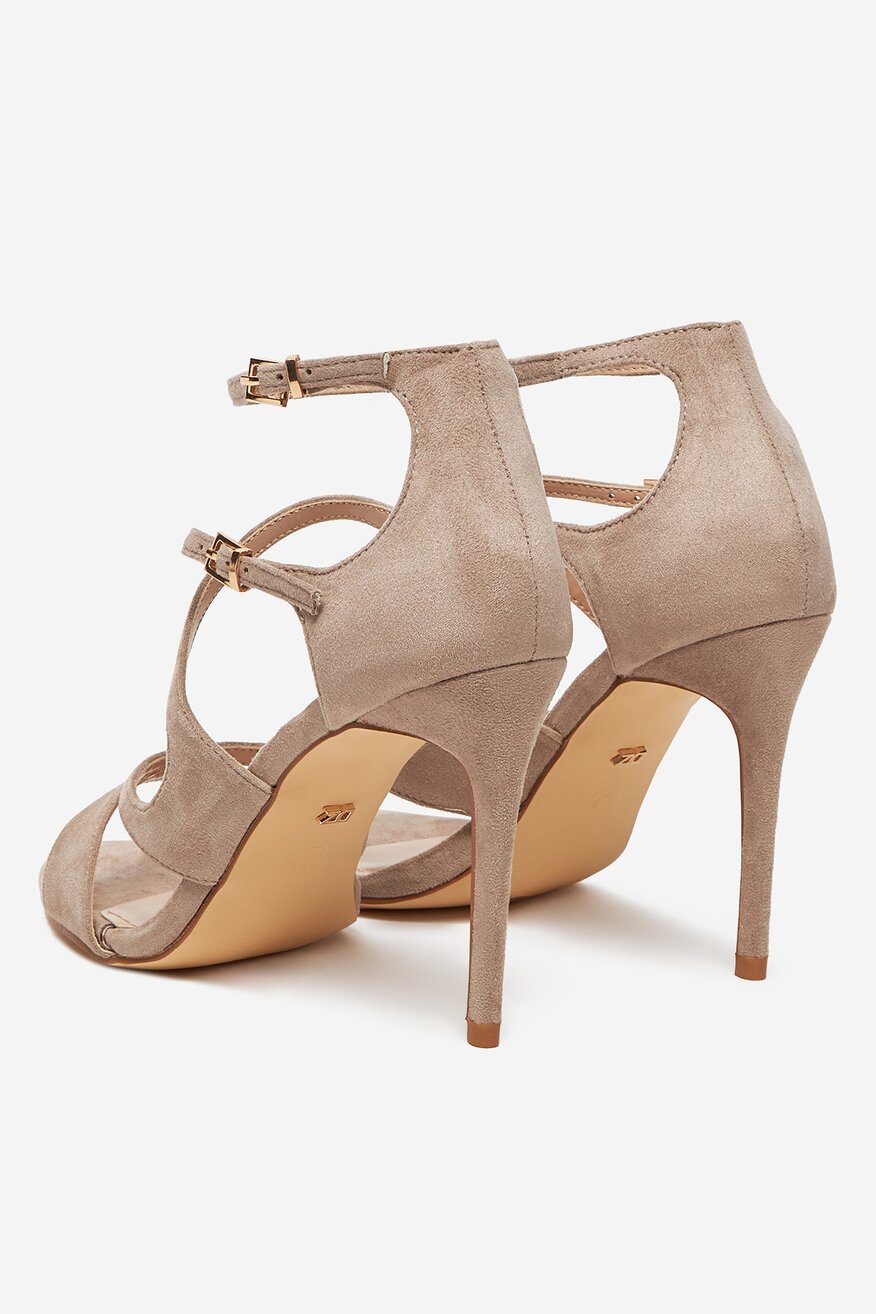 
                DeeZee - Sandały na szpilce - 5906751100899