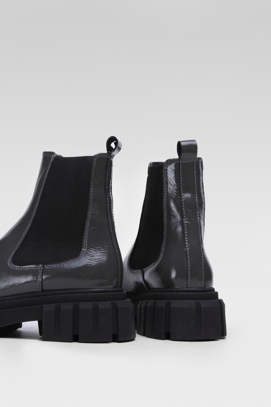 
                Inuovo - Skórzane botki szare - 5904862224404