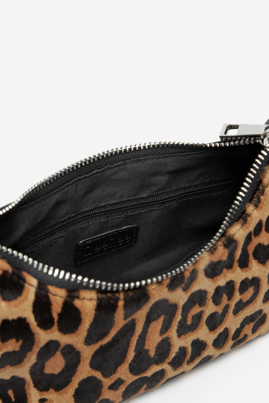 
                Дамска чанта DeeZee КАФЯВ - 5904410924060