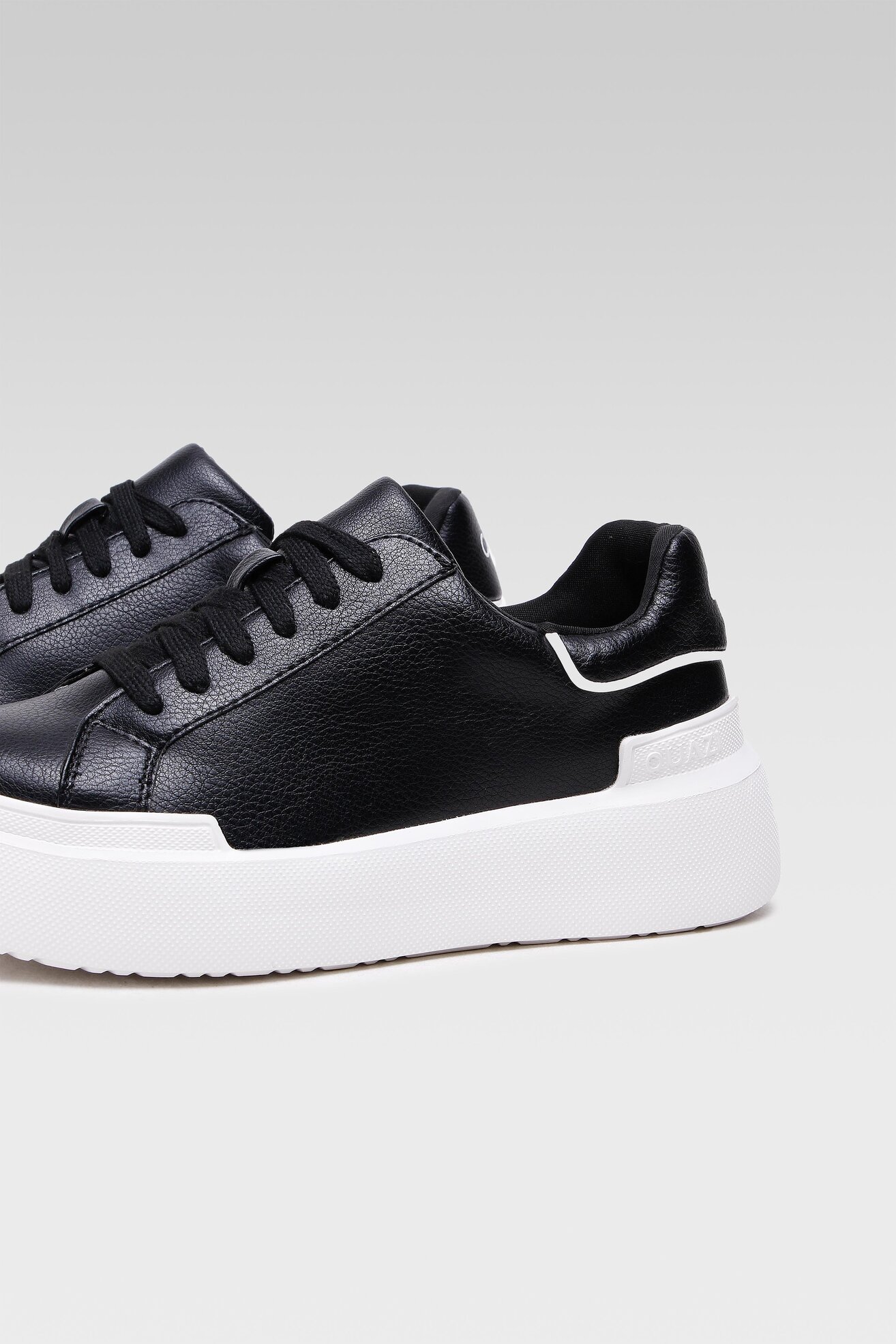 Sneakers Quazi WSQ2101-02 Czarny