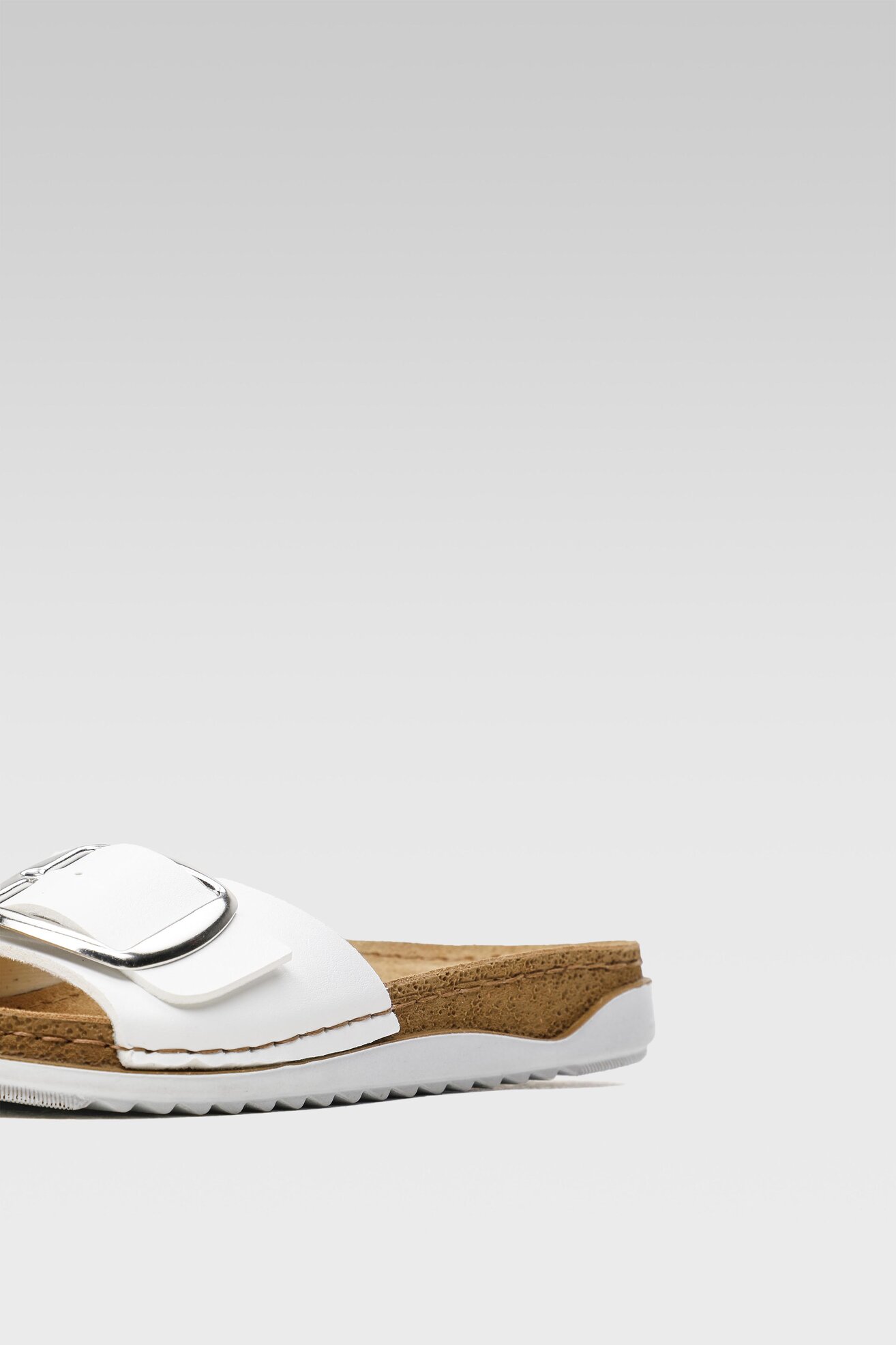 Klapki Inblu AA025J01 RO Biały