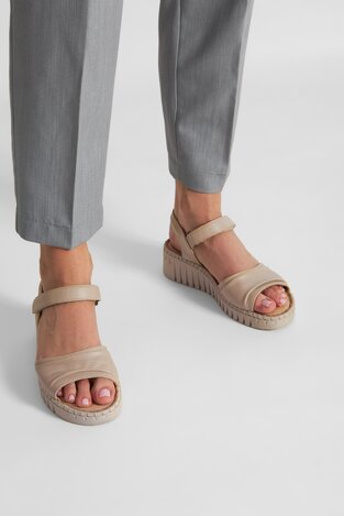 Сандалі Lasocki WB-BRIGITTE-07 БЕЖЕВИЙ