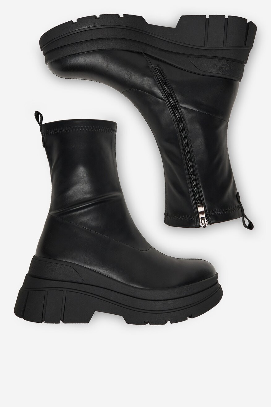 
                Боти DeeZee ЧЕРЕН - 5904410907810