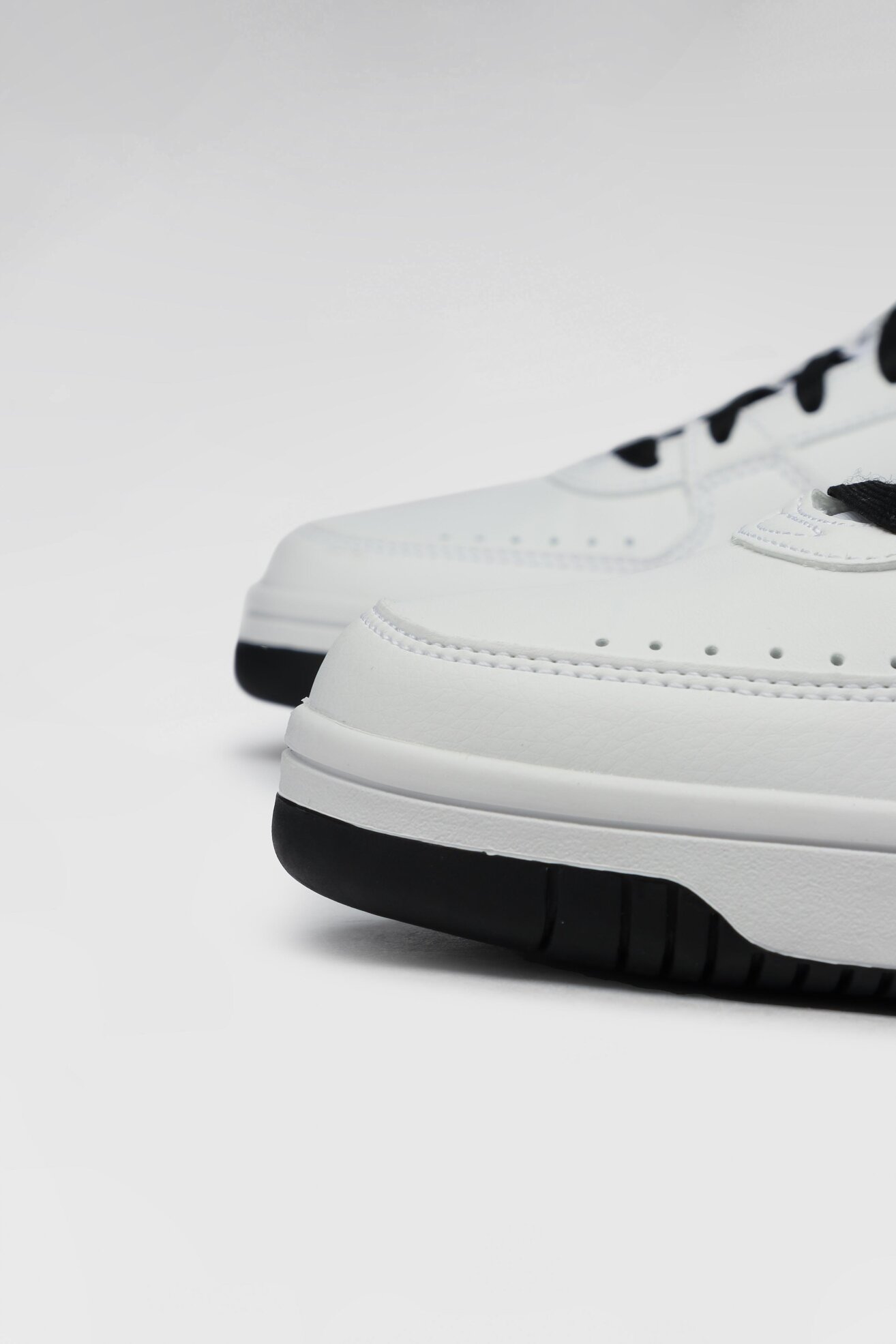 Obuwie sportowe Puma REBOUND JOY 37476502 Biały