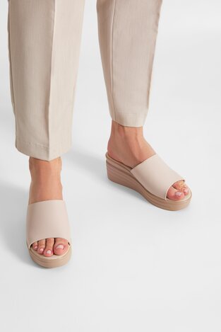 Шльопанець Lasocki ARC-208-01 БЕЖЕВИЙ