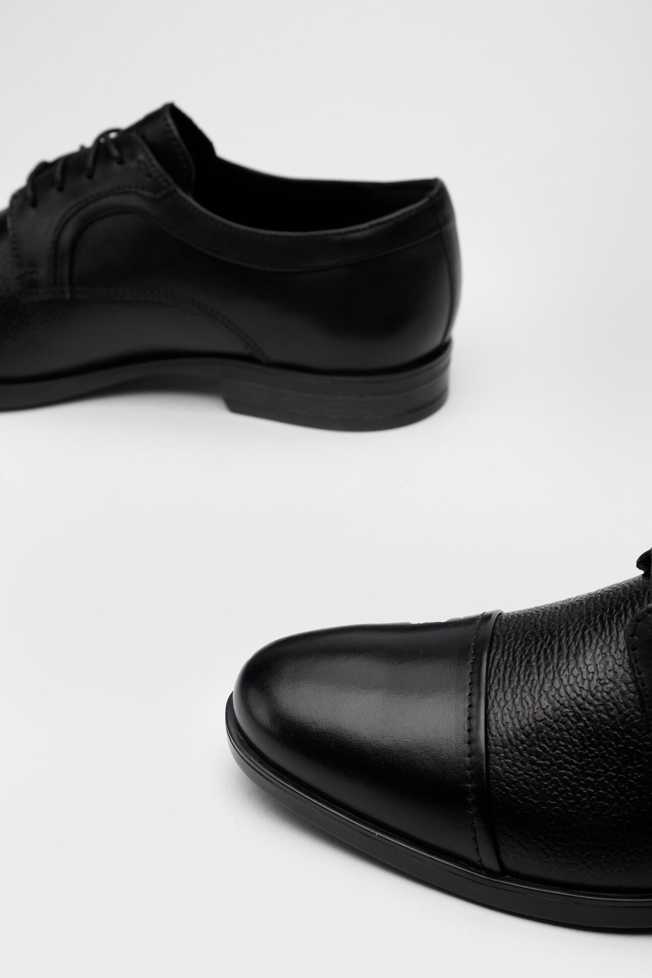 Cipele Lasocki MB-SZWEJK-10 CRNA