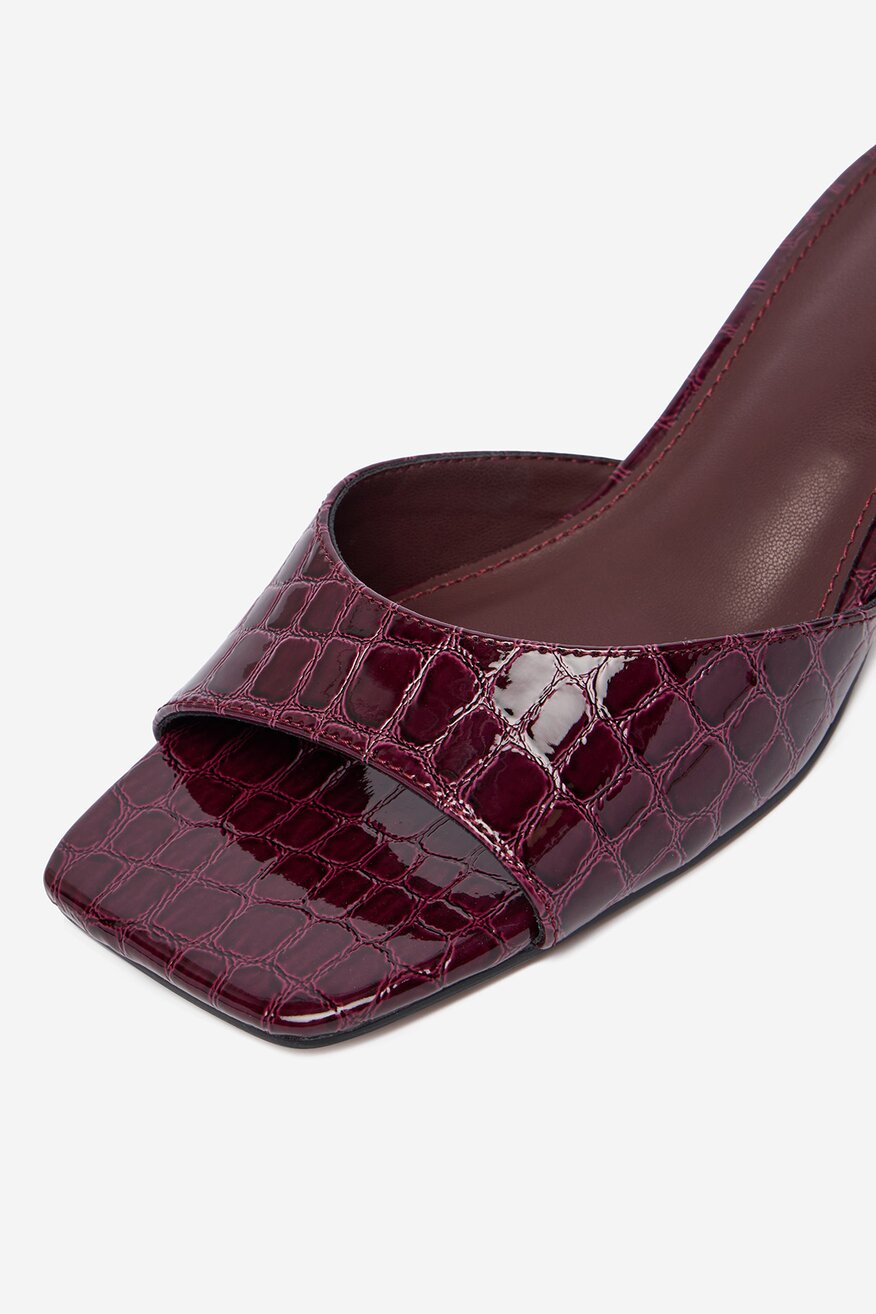 
                DeeZee - Klapki - 5906751979365