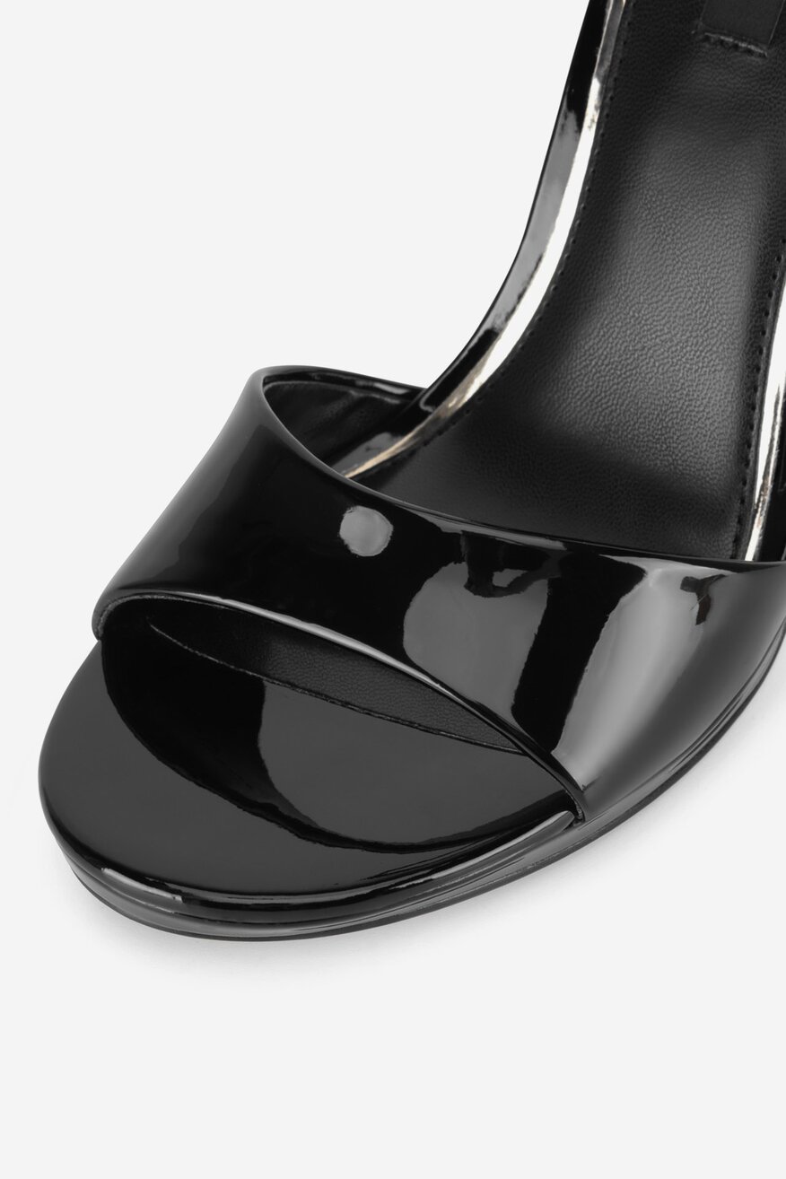 
                Sandale NINE WEST CRNA - 5904862880921