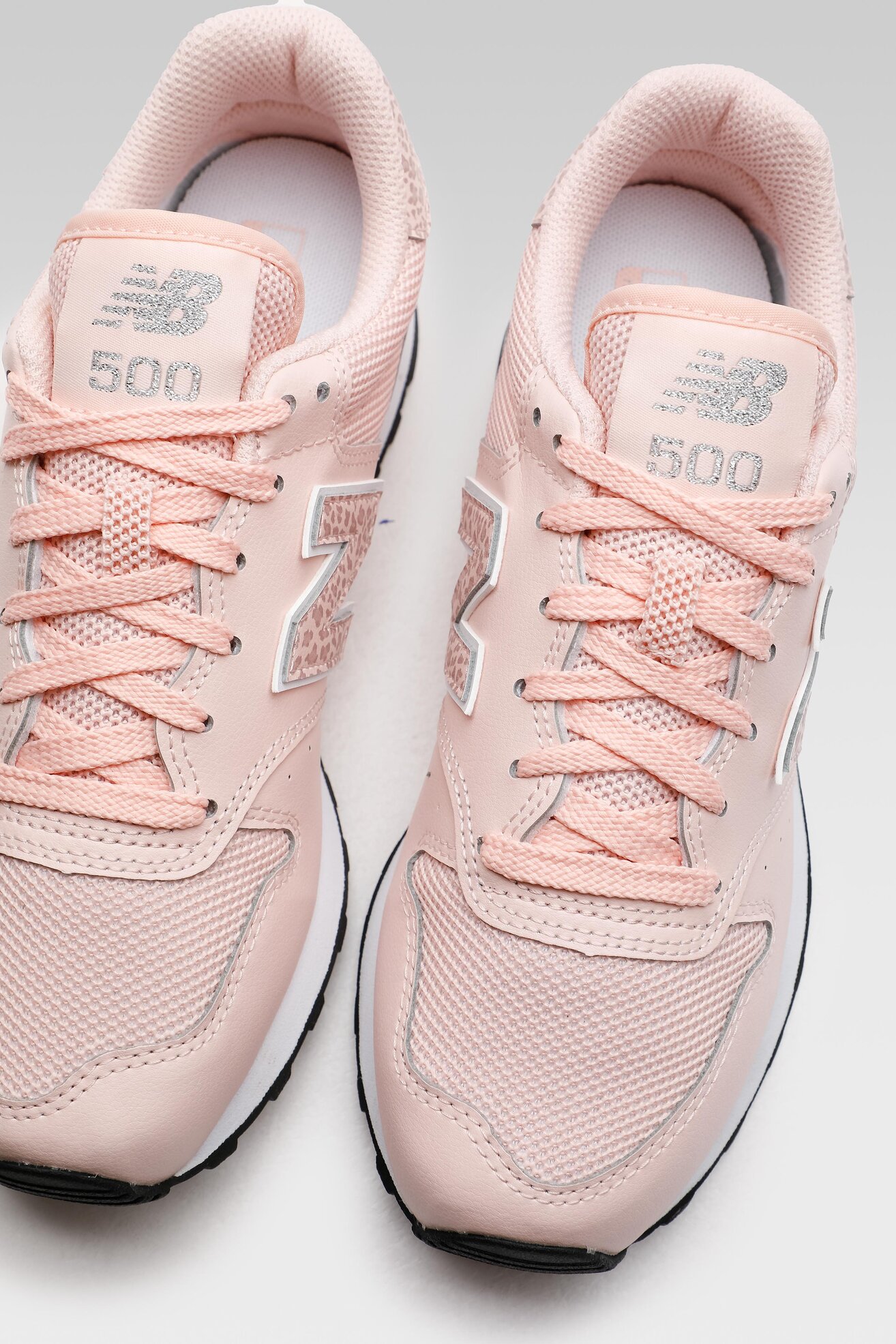 Obuwie sportowe New Balance GW500MM1 Różowy