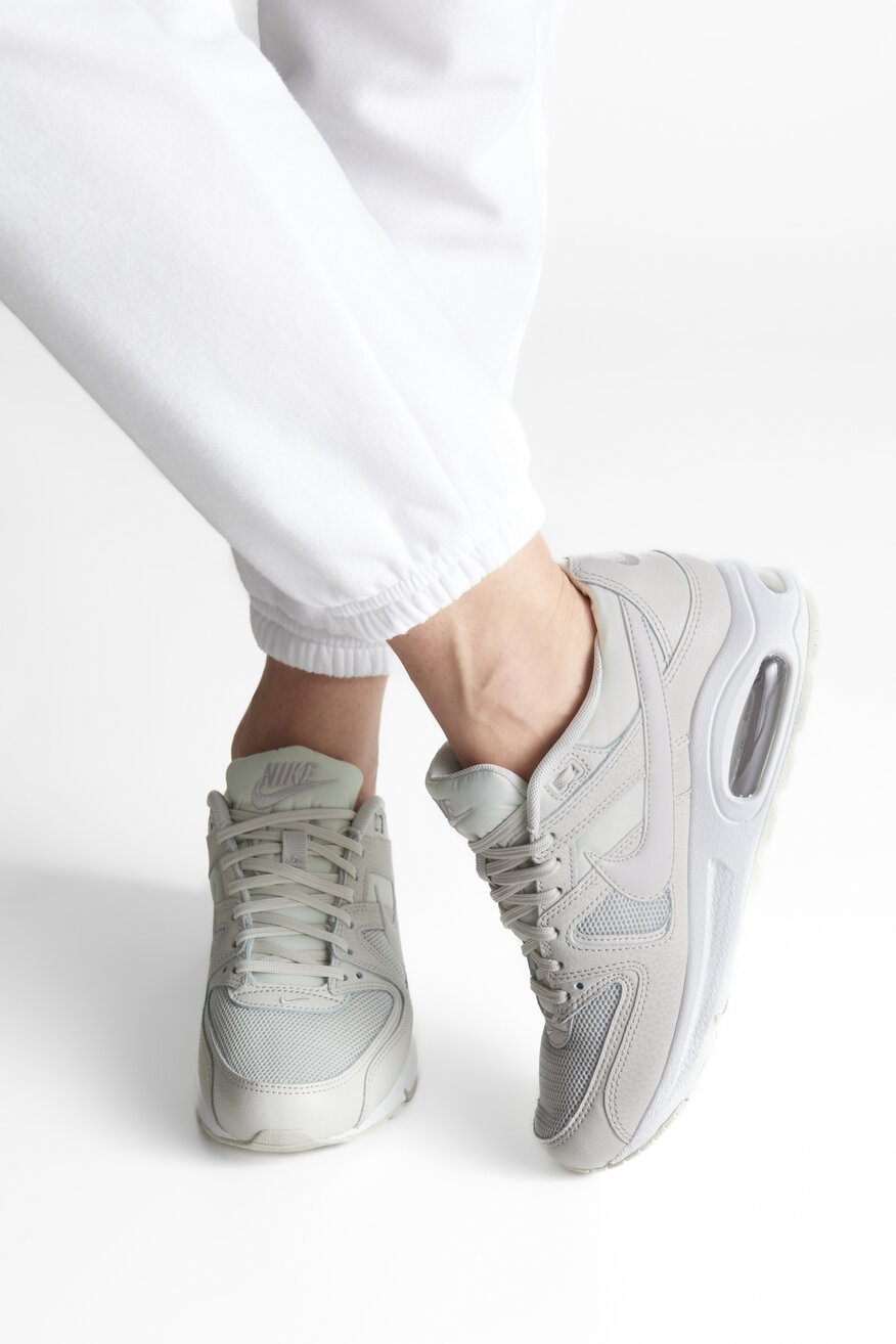 
                Nike - WMNS AIR MAX COMMAND - 2230072311188