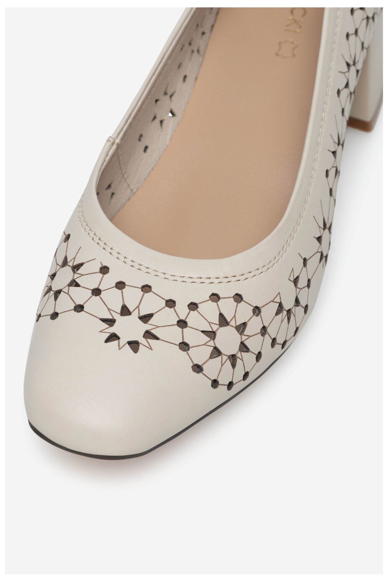 Körömcipő Lasocki RST-AGNES-03 BÉZS