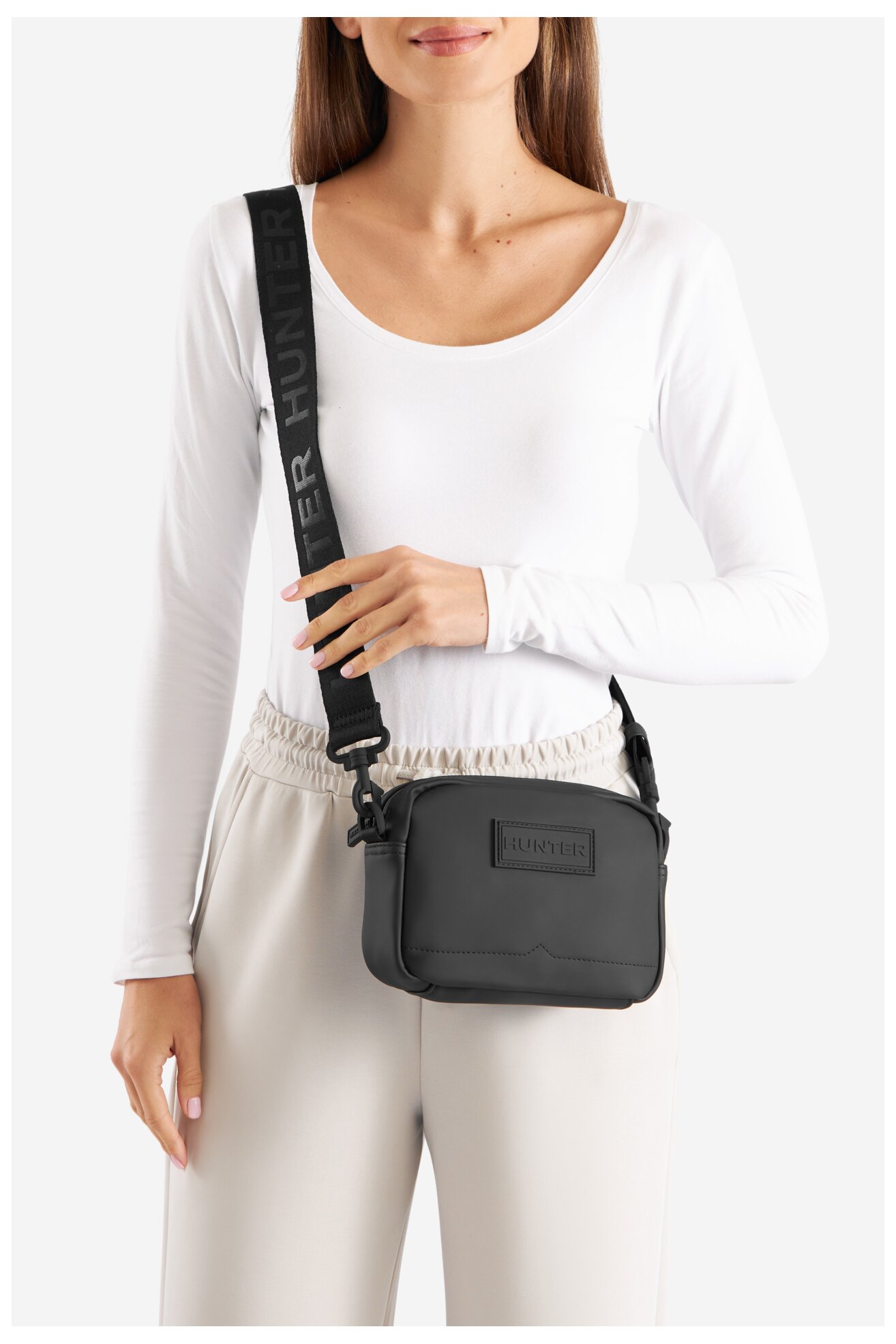 Kézitáska HUNTER HTR-K-002-06 FEKETE