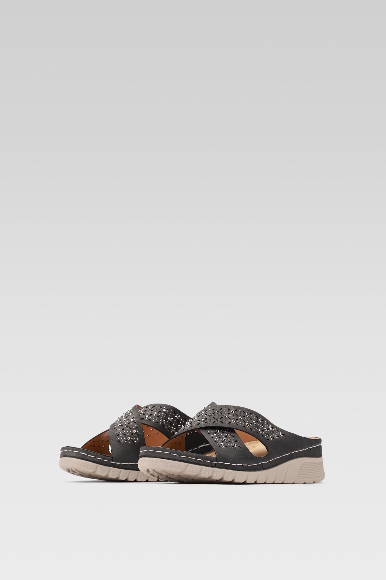 Klapki Clara Barson WS8054-02 Czarny