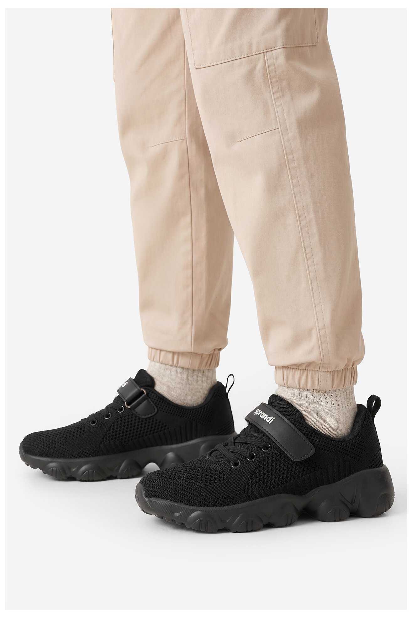 Obuwie sportowe Sprandi CEO-CP70-25614(IV)CH Czarny