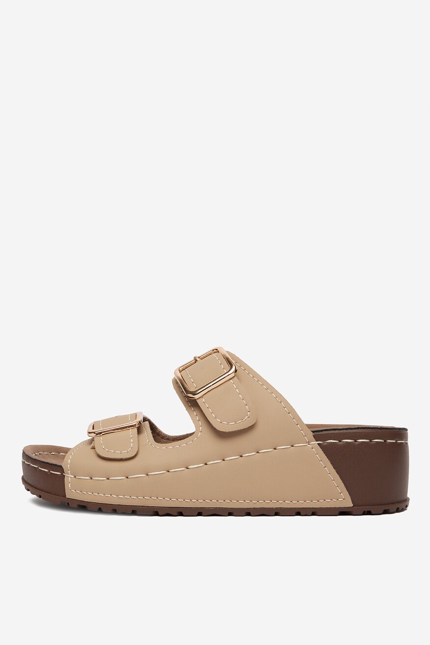 
                Шльопанець Go Soft БЕЖЕВИЙ - 5906751936252