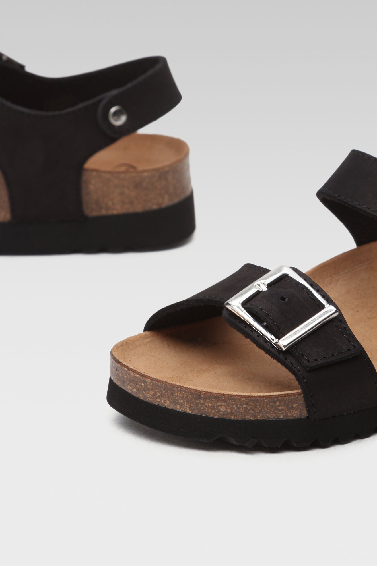 Sandały Scholl F28049 FILIPPA SANDAL MED 1004 Czarny