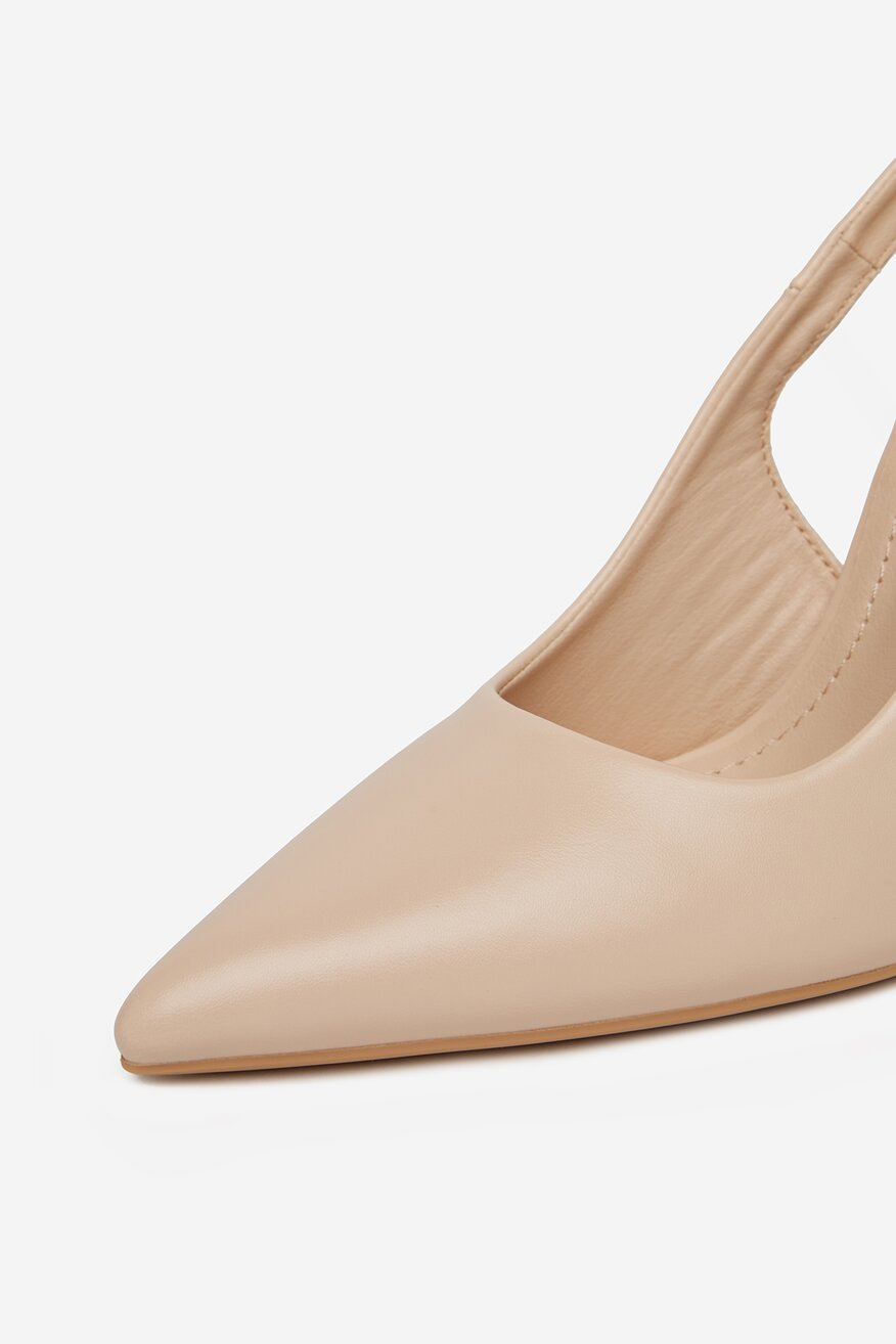 
                Pantofi cu toc DeeZee BEJ - 5906751154878