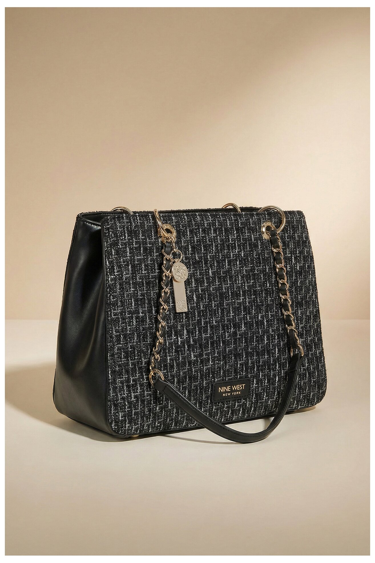 Kézitáska NINE WEST EO-HUDSON-HEAVEN-LDA8005A FEKETE