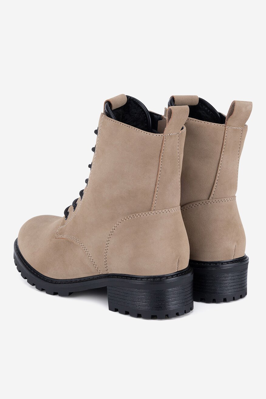 
                Боти Clara Barson БЕЖОВ - 5905588909866