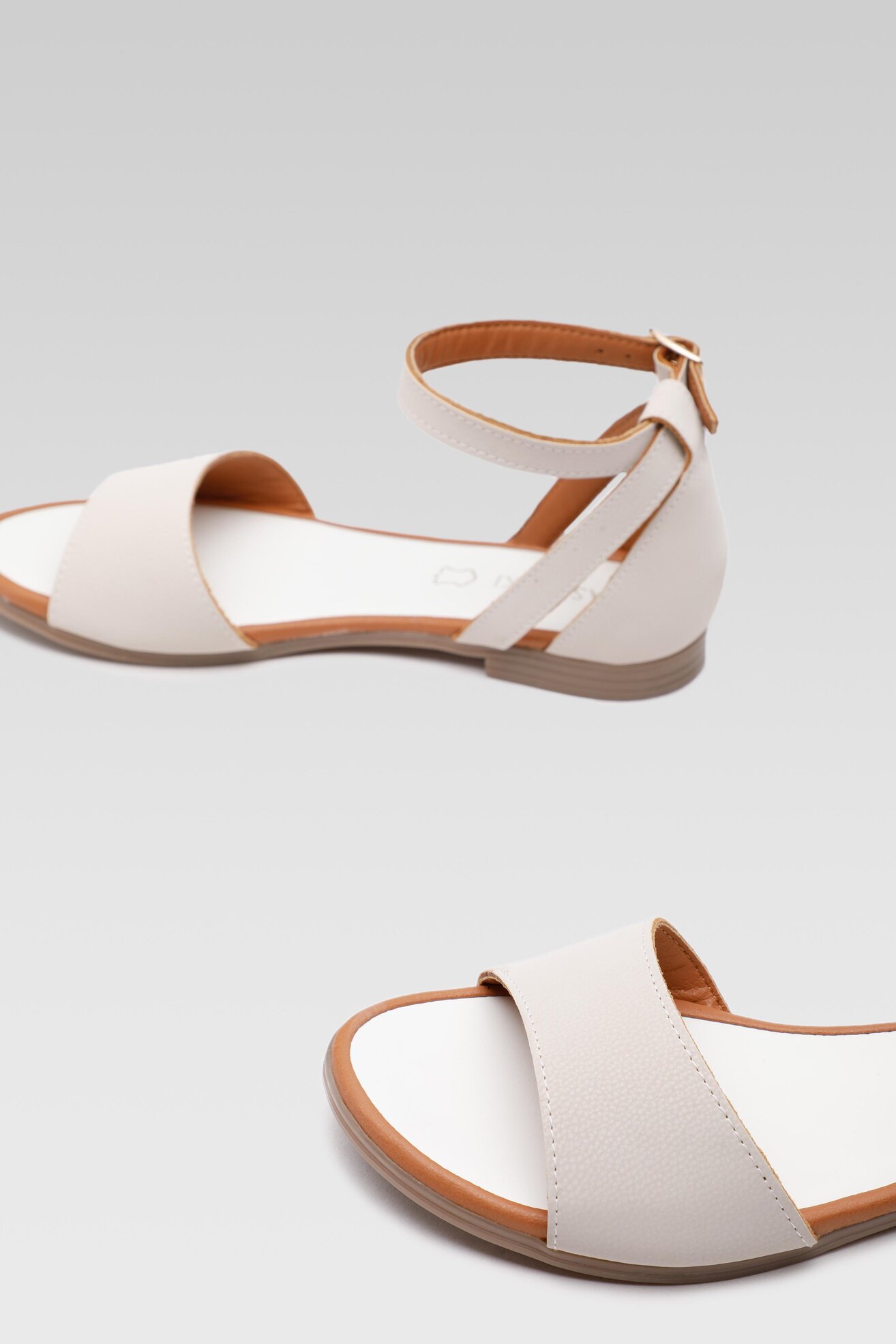 Szandál Lasocki OCE-ARENA-22 FEHÉR