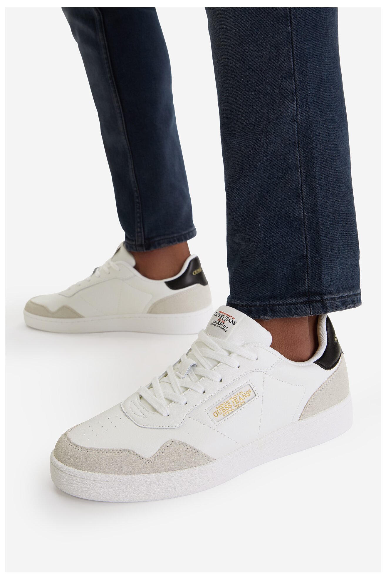 Sneakers GUESS JEANS CWBEO-LUNARI-01 WE Biały