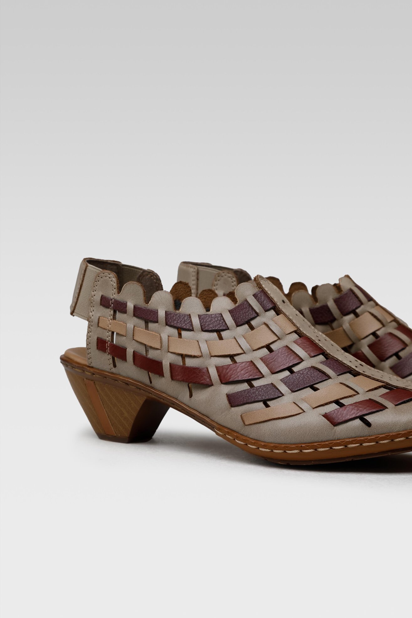 Czółenka Rieker 46778-62 Beżowy