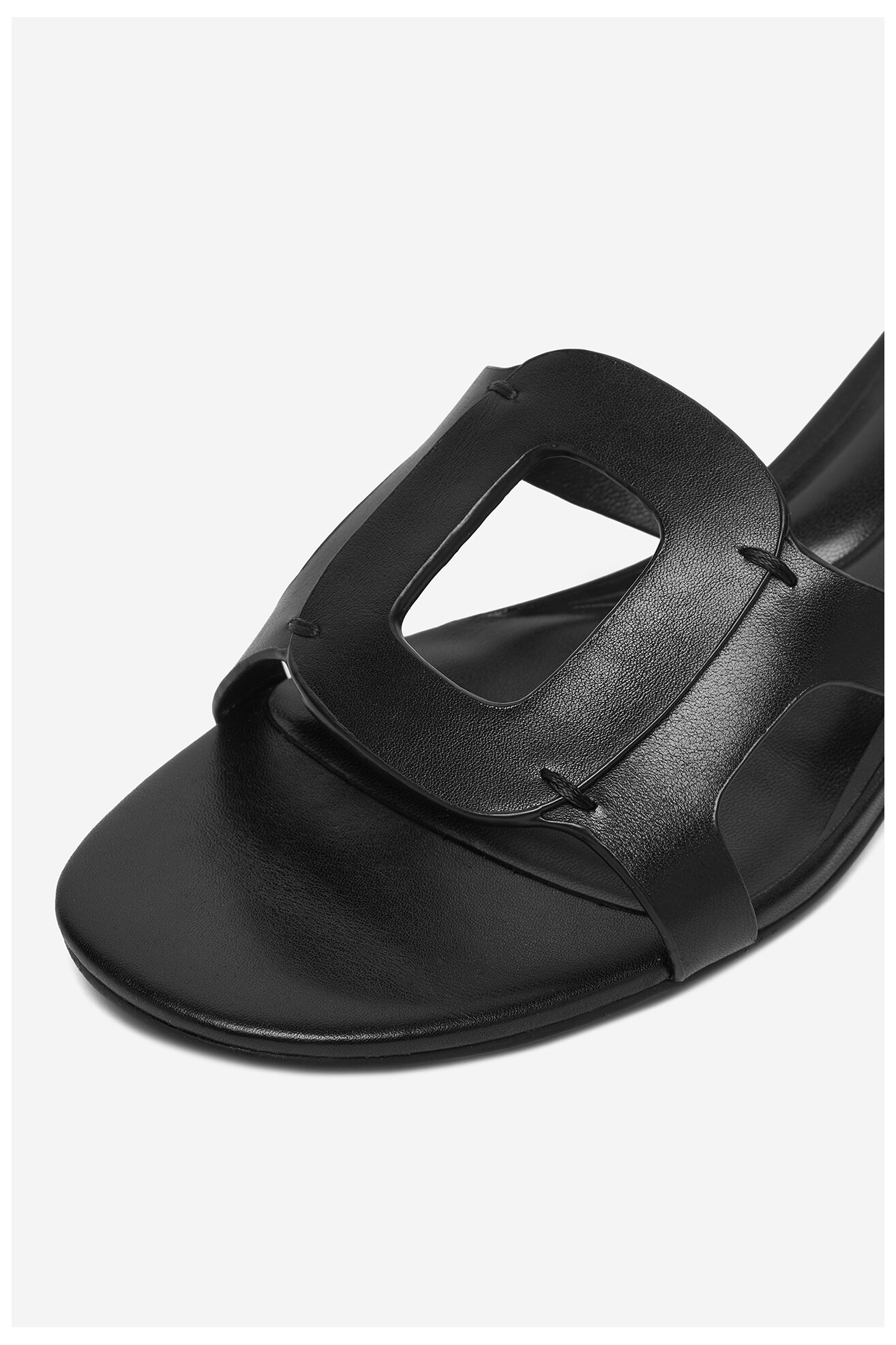 Klapki Gino Rossi C-XRY0726-1 Czarny