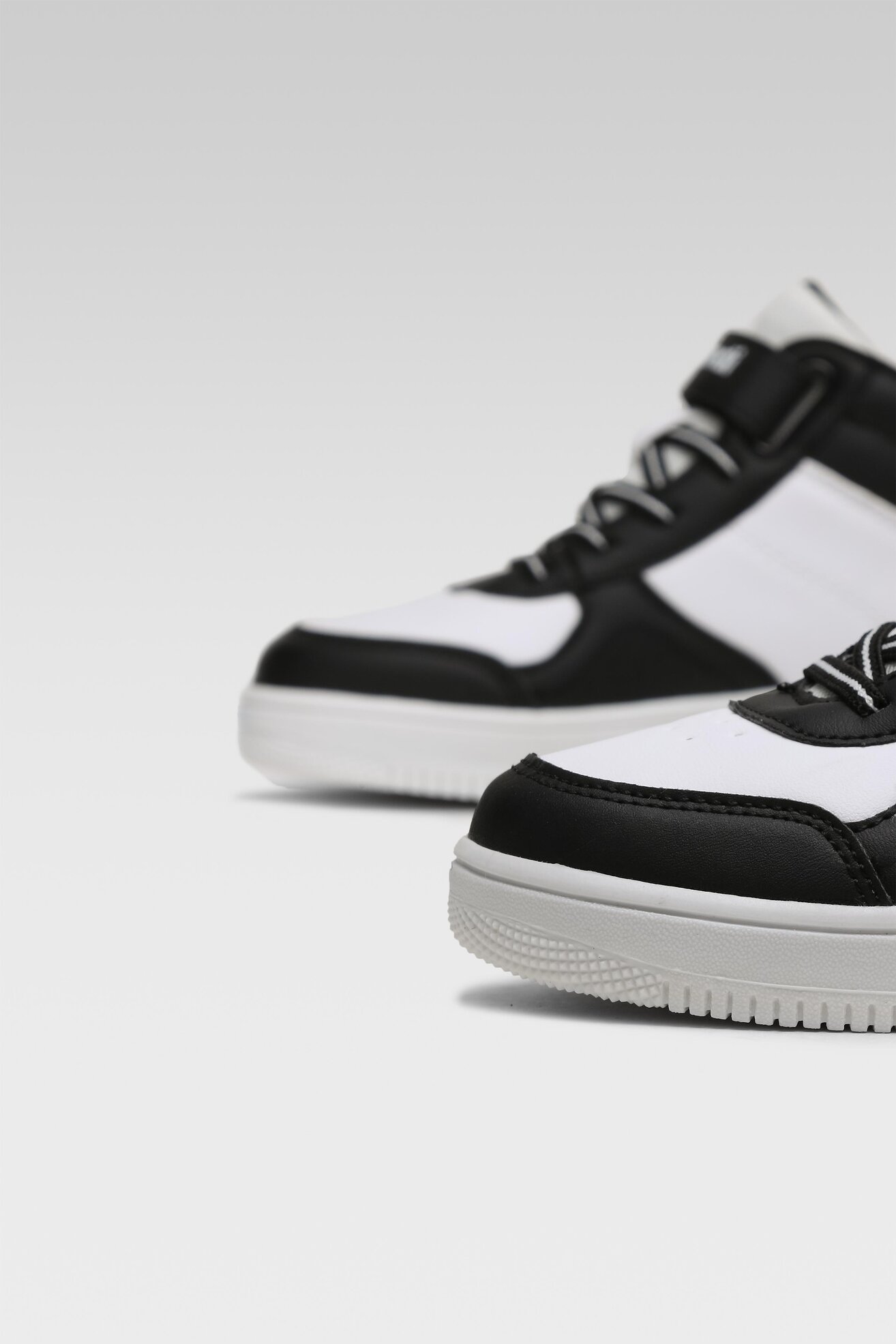 Obuwie sportowe Sprandi JUMPSHOT CP40-20336Y(IV)CH Czarny