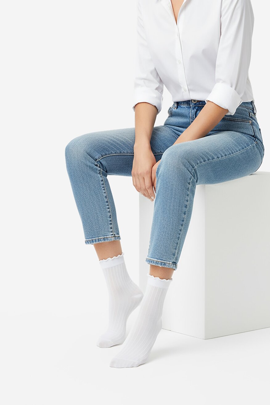 
                Шкарпетка NINE WEST БІЛИЙ - 5906751382301