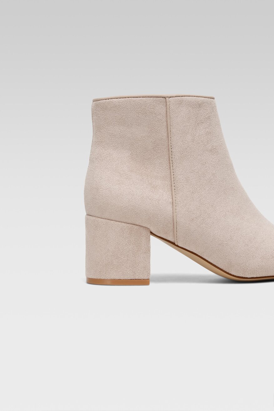 
                Jenny Fairy - Botki na obcasie - 5904248887360