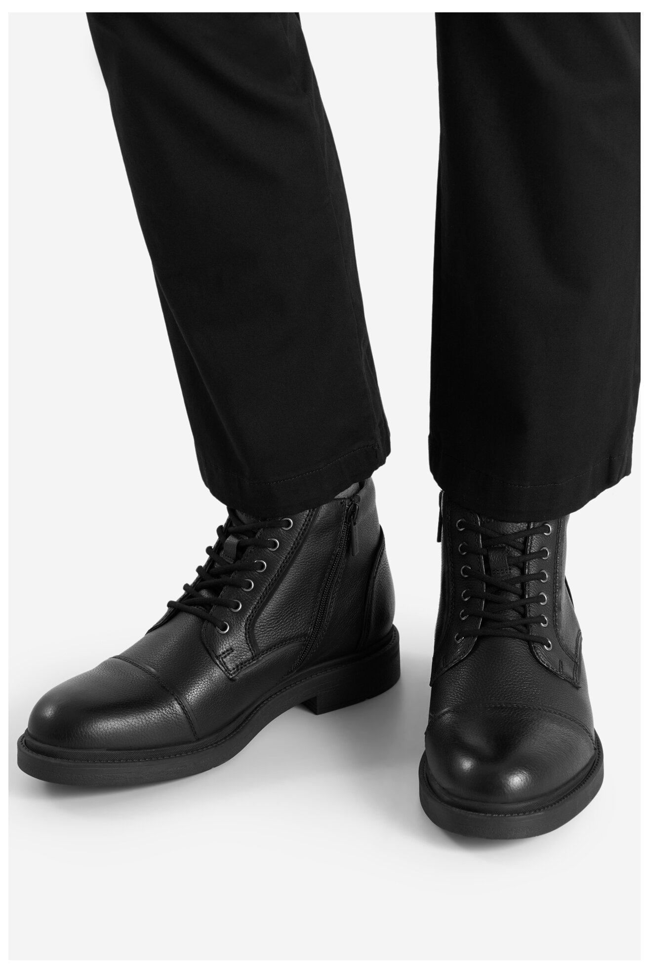 Duboke cipele Gino Rossi FERYD-25 MI08 CRNA