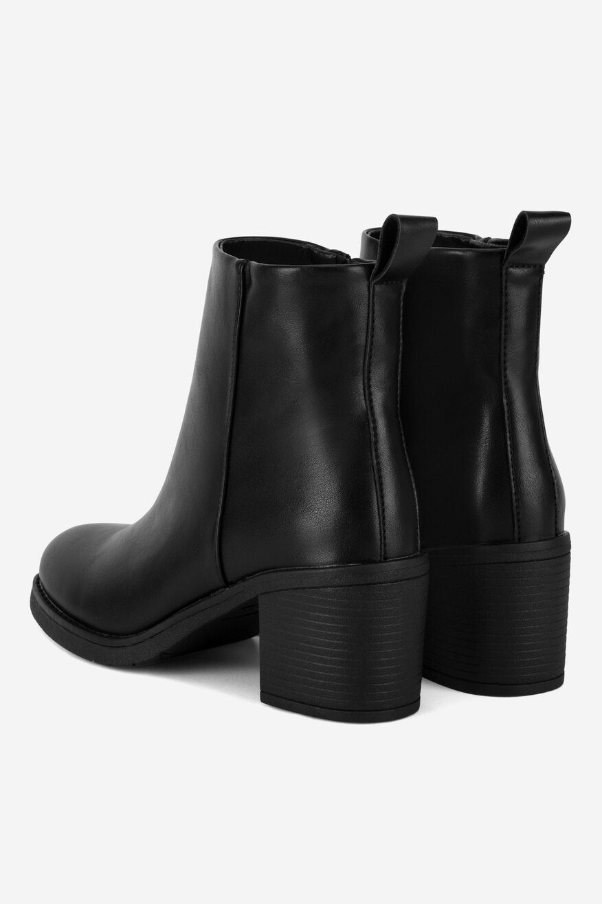 
                Боти Clara Barson ЧЕРЕН - 5905588803584