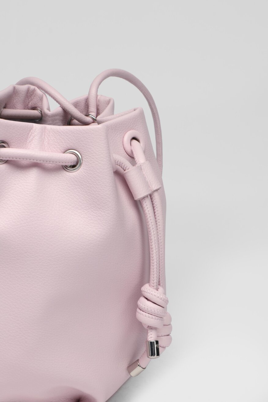 
                Дамска чанта DeeZee ВИОЛЕТОВ - 5903698325415