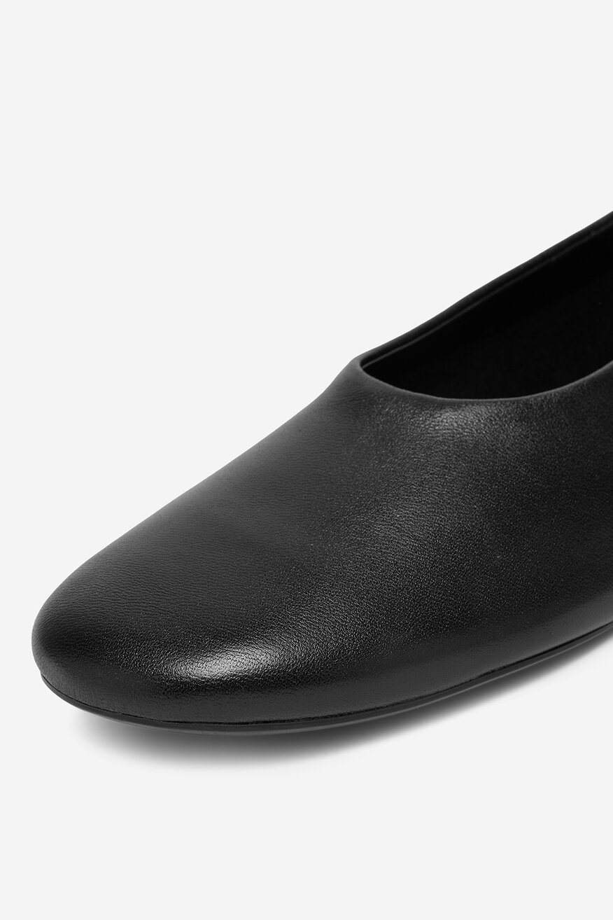 
                Gino Rossi - Baleriny skórzane - 5906751988985